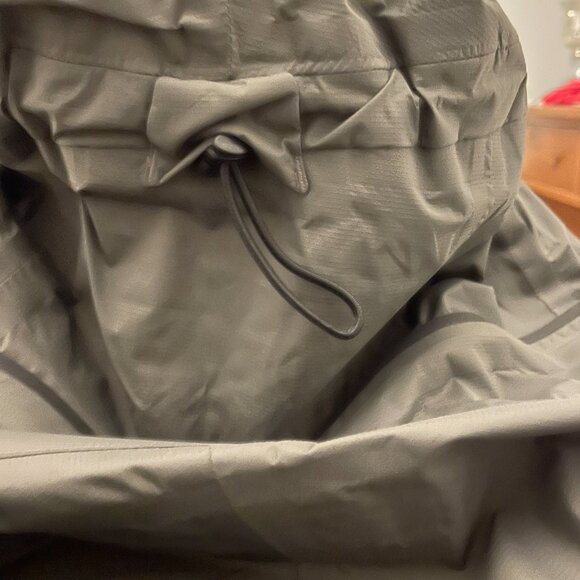 Timberland Rain Jacket/Wind Breaker - Picture 14 of 16